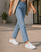 Via Marte Tênis Flatform Preto Camurça e Branco Crystal — Estilo Premium para o Dia a Dia