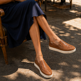 Bottero Napoli: tênis slip-on feminino de couro atanado caramelo para uso diário com conforto o dia todo